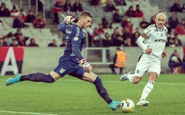 包含波黑欧预赛：拉脱维亚队被波黑逆转，遭遇失利的词条