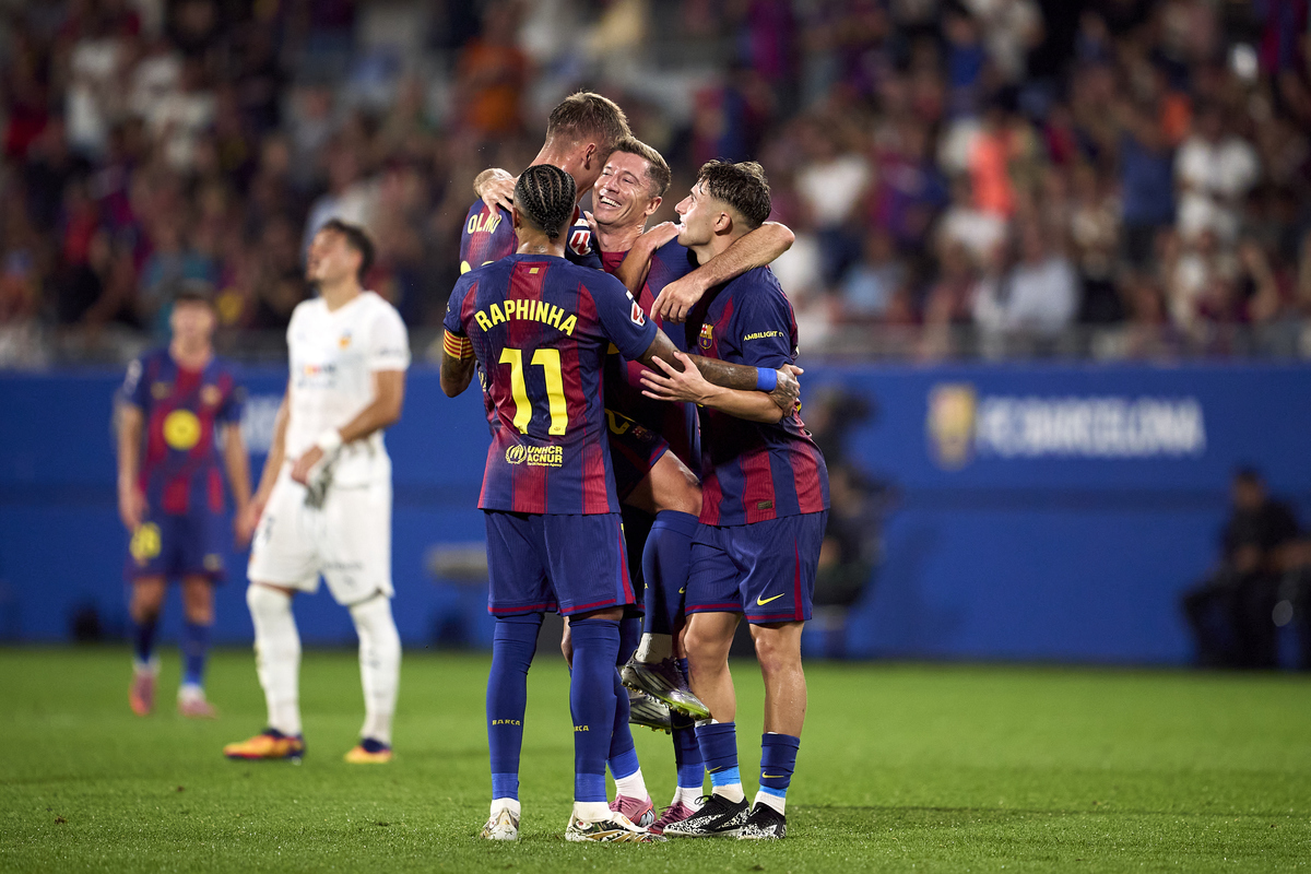 包含巴塞罗那队险胜对手，不轻易认输的词条